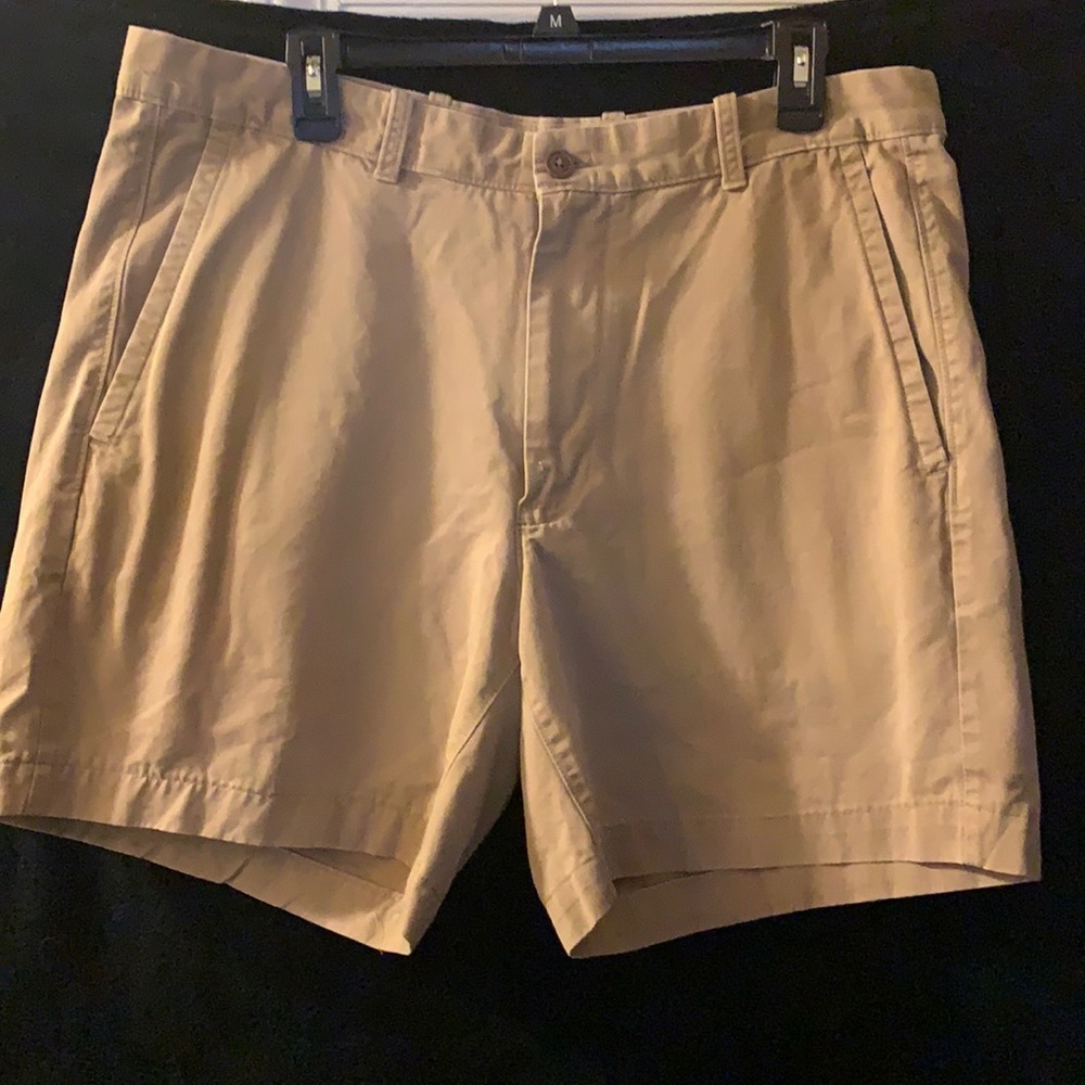 The original Men’s khaki shorts size 38